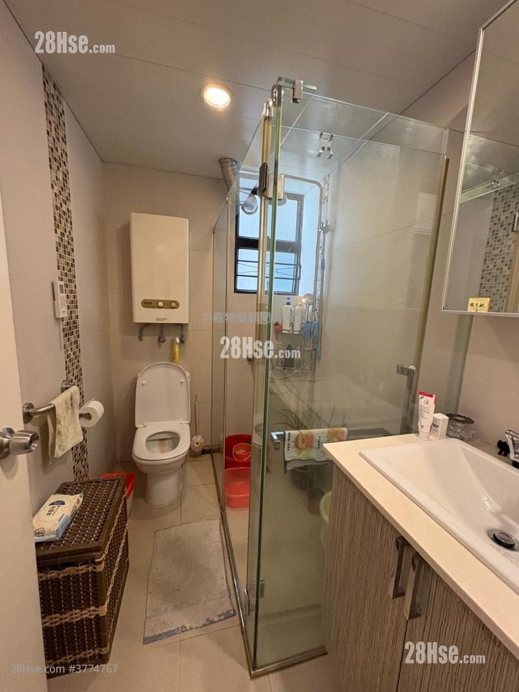 Tanner Garden Sell 3 Bedrooms , 2 Bathrooms 840 ft²