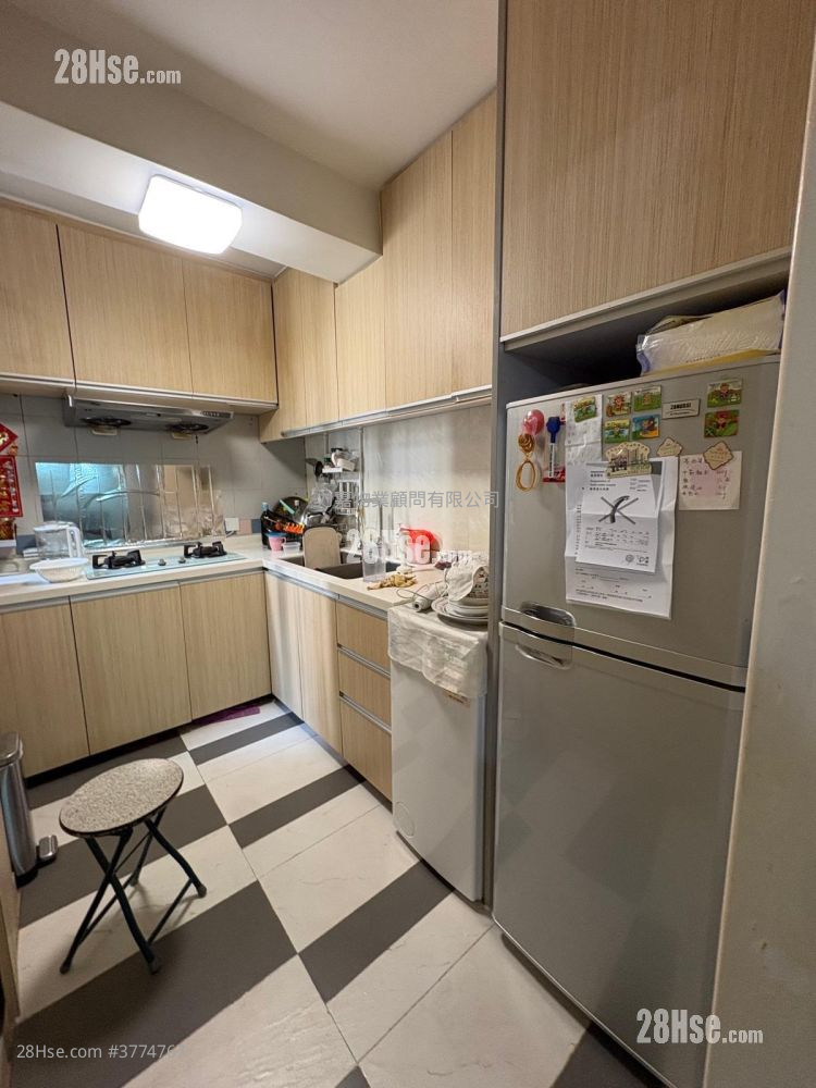 Tanner Garden Sell 3 Bedrooms , 2 Bathrooms 840 ft²