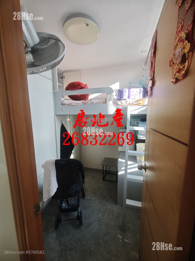 Shan Lai Court Sell 2 Bedrooms , 1 Bathroom 447 ft²