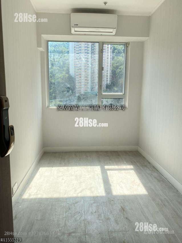 Kam Man Fung Factory Building Rental Studio 59 ft²