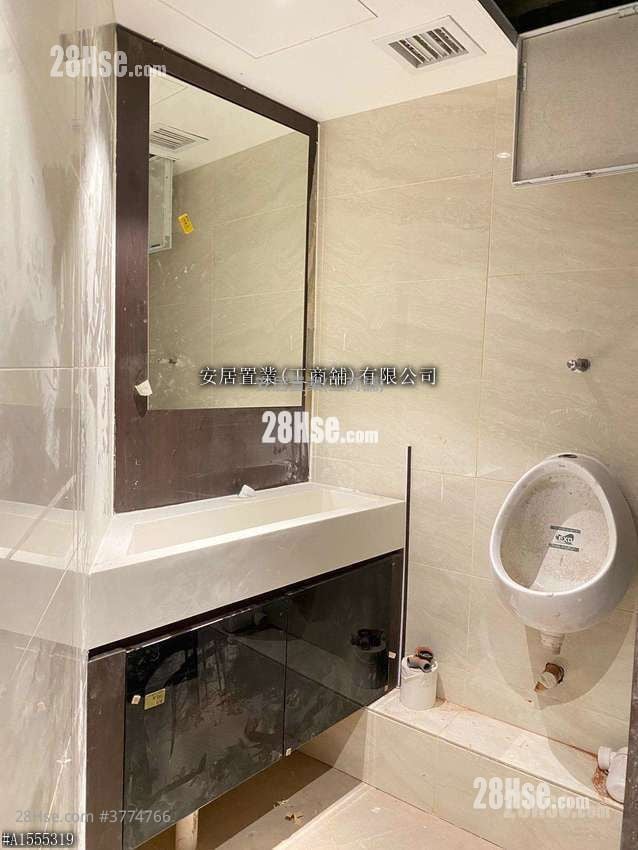 Kam Man Fung Factory Building Rental Studio 59 ft²