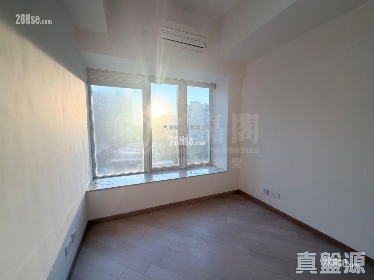 Avignon Sell 4 Bedrooms 1,577 ft²