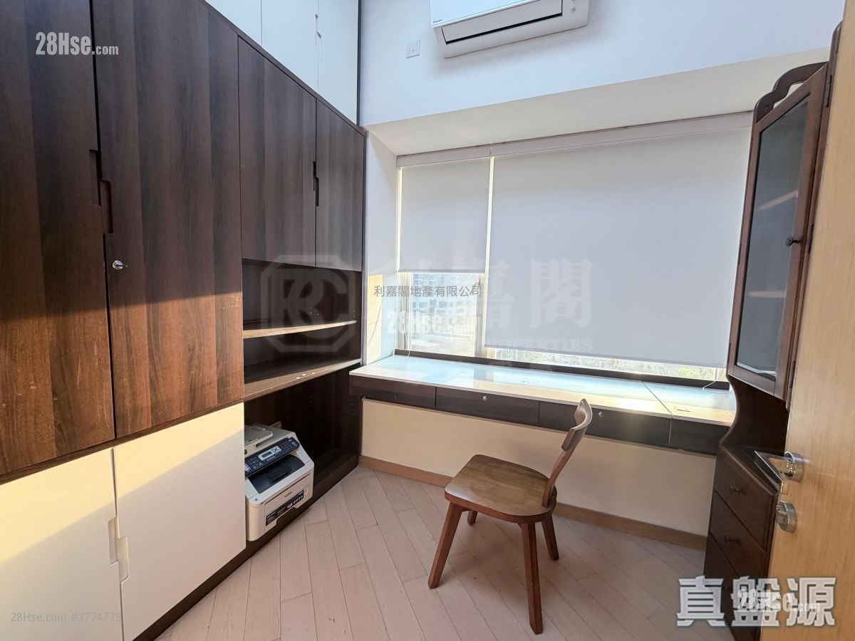 Avignon Sell 4 Bedrooms 1,577 ft²