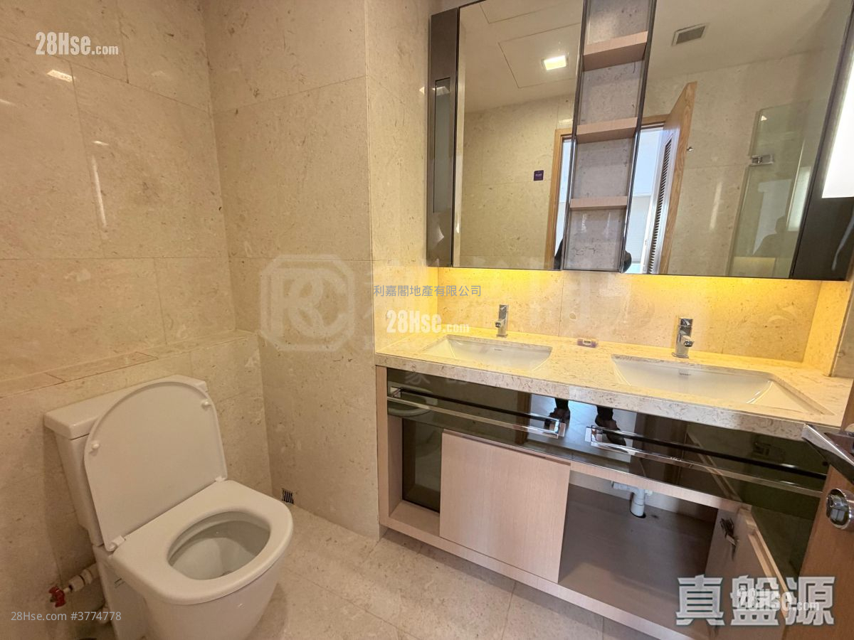 Avignon Sell 4 Bedrooms 1,577 ft²