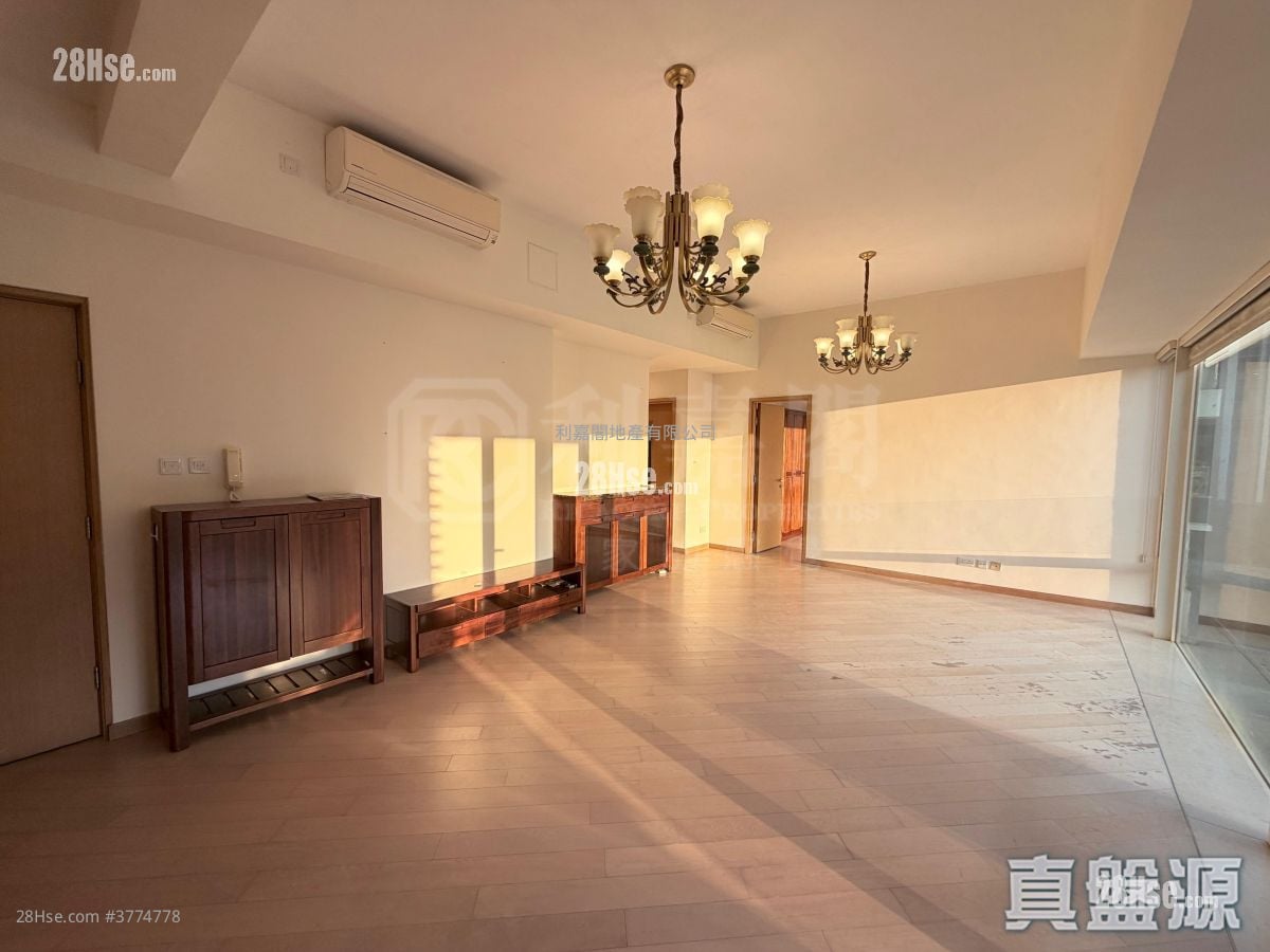 Avignon Sell 4 Bedrooms 1,577 ft²