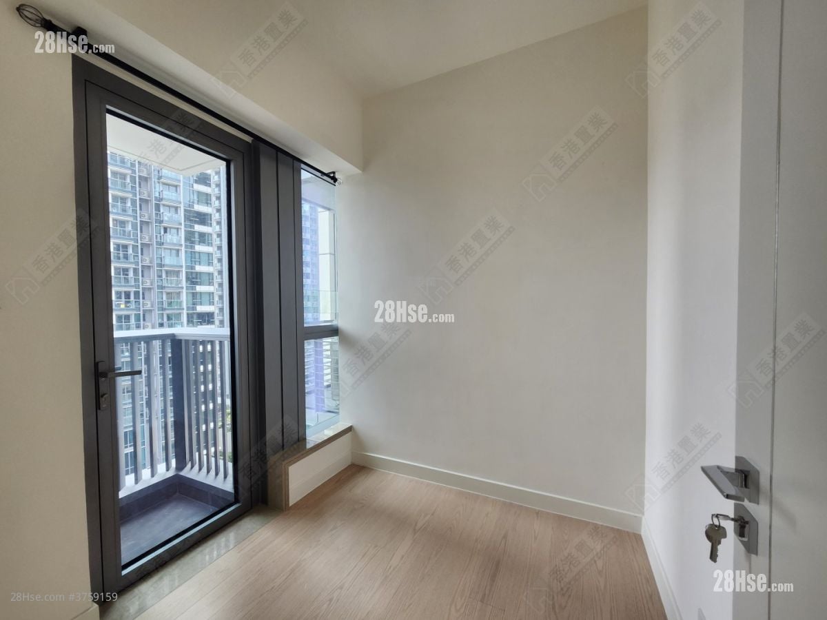 Monaco 售盘 3 房 , 1 浴室 674 平方尺