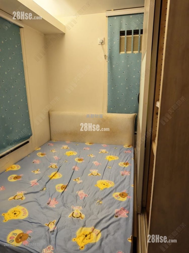 King Tin Court Sell 2 Bedrooms 447 ft²