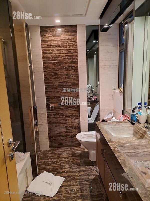 Aria Sell 4 Bedrooms 1,342 ft²