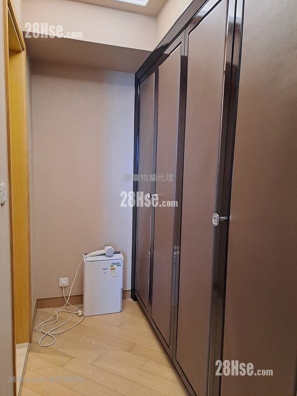 Aria Sell 4 Bedrooms 1,342 ft²