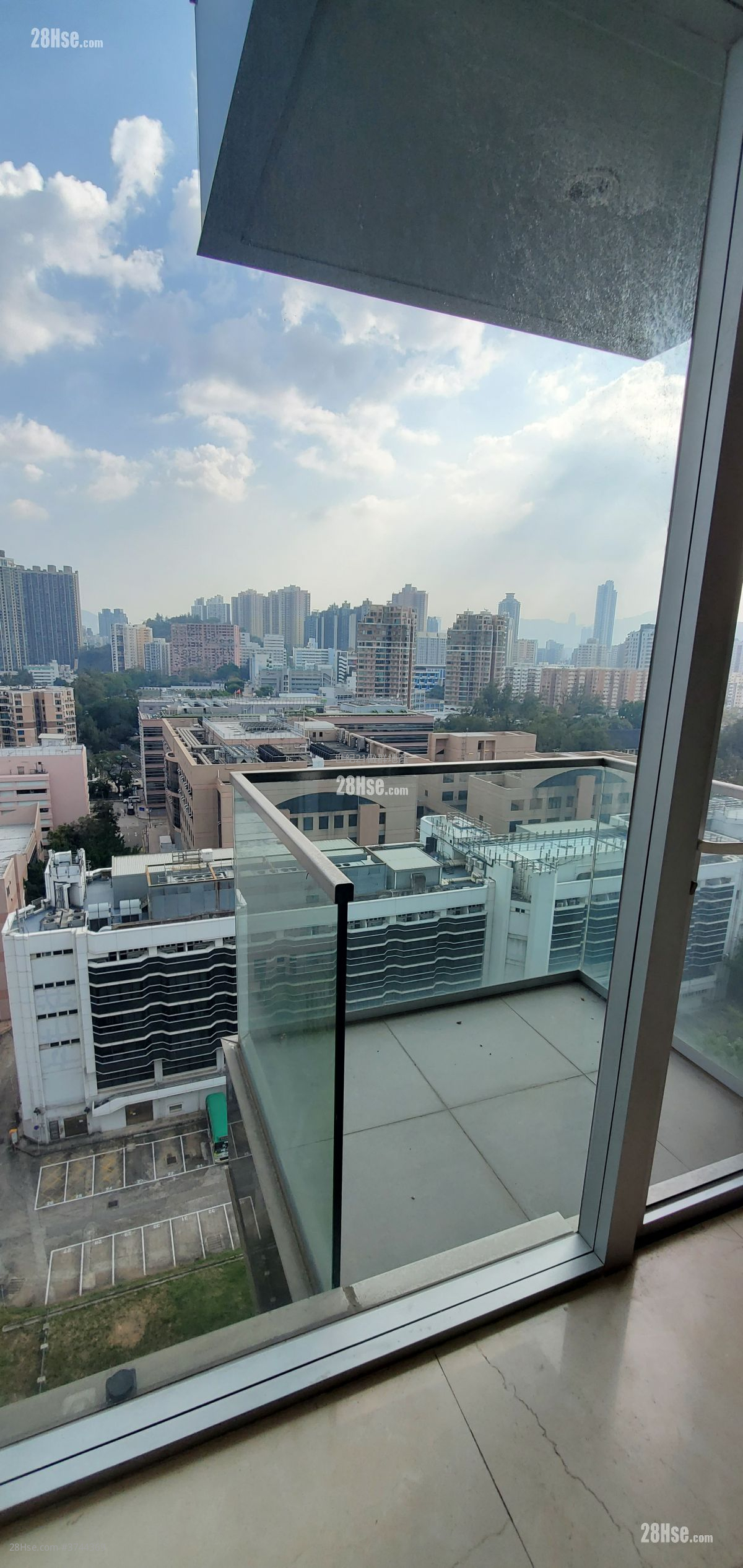 Paxton Sell 3 Bedrooms , 2 Bathrooms 944 ft²