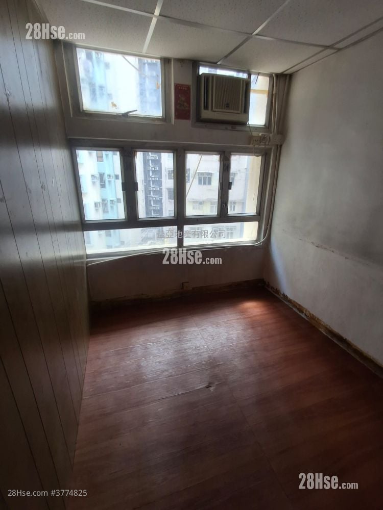 Wing Shing House Sell 1 Bedroom , 1 Toilet 400 ft²