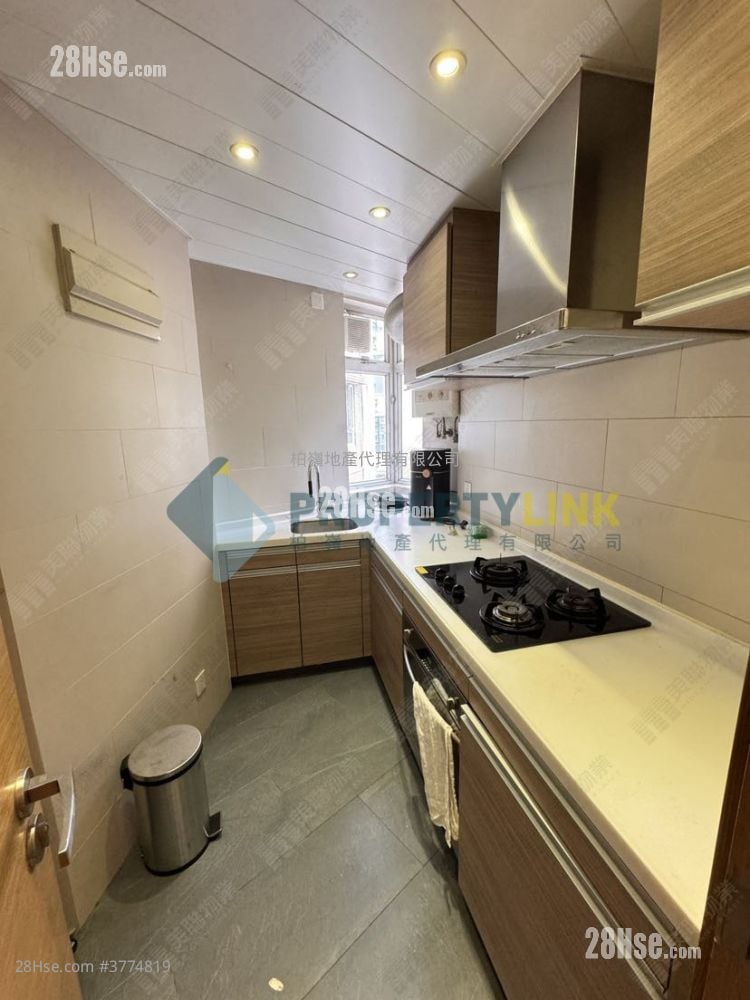 Jing Tai Garden Mansion Sell 3 Bedrooms , 1 Bathroom 672 ft²