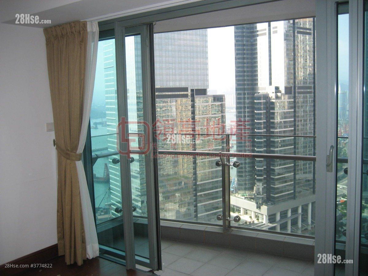 The Harbourside Sell 3 Bedrooms , 2 Bathrooms 1,051 ft²