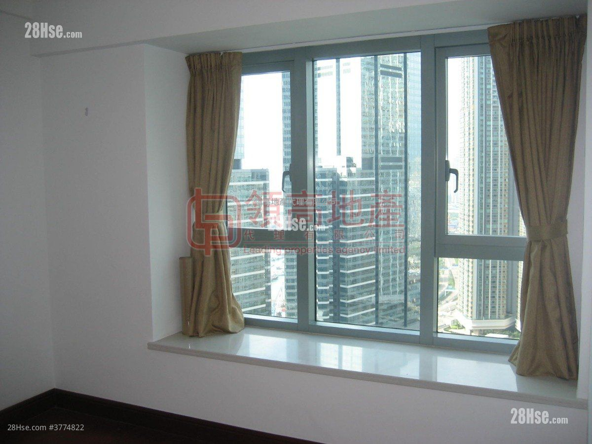 The Harbourside Sell 3 Bedrooms , 2 Bathrooms 1,051 ft²