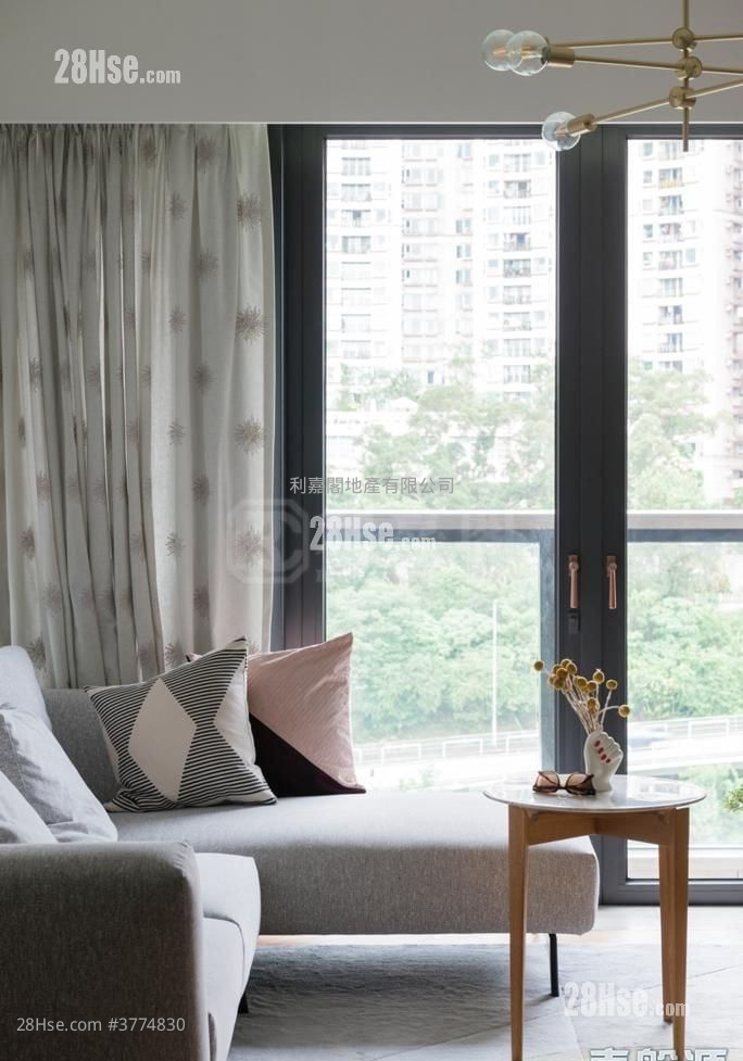 Fleur Pavilia Sell 2 Bathrooms 1,066 ft²