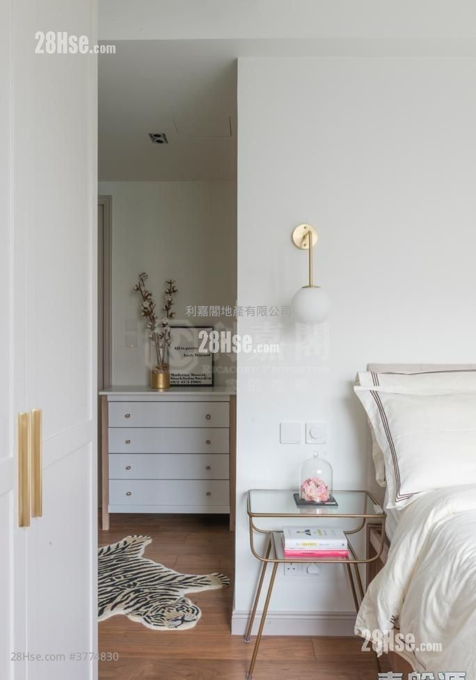 Fleur Pavilia Sell 2 Bathrooms 1,066 ft²