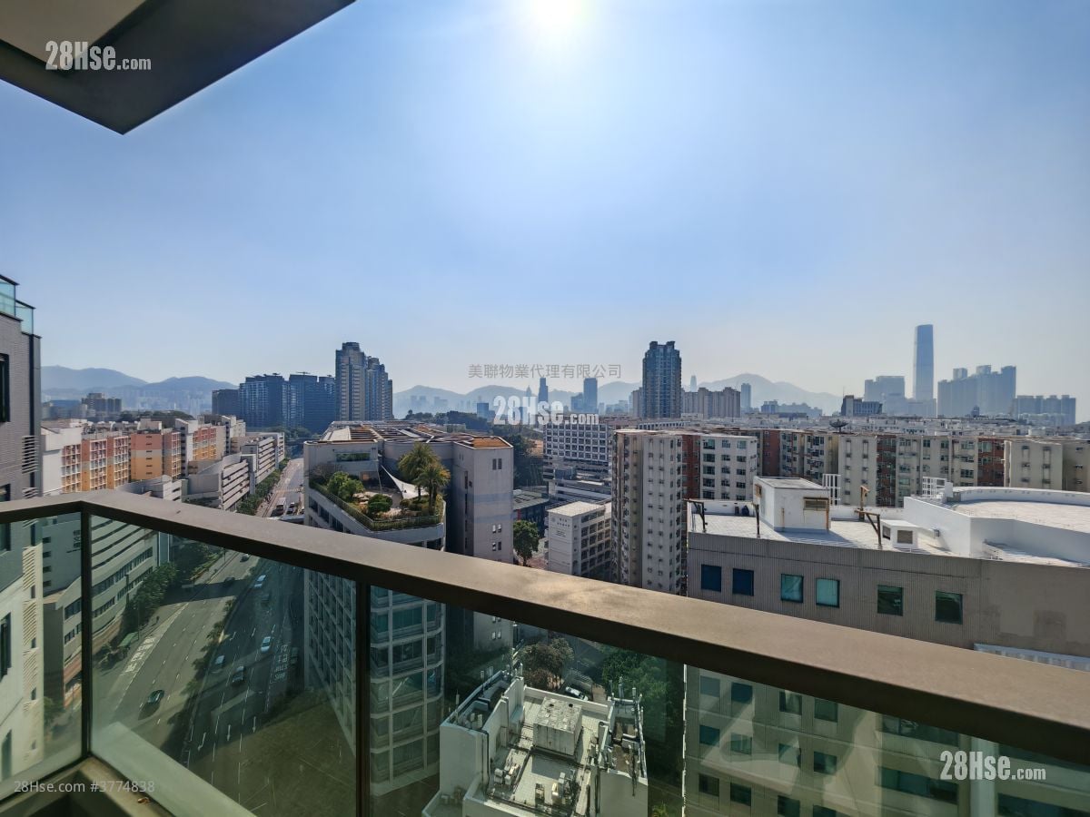 One Homantin Sell 2 Bedrooms , 3 Bathrooms 1,470 ft²