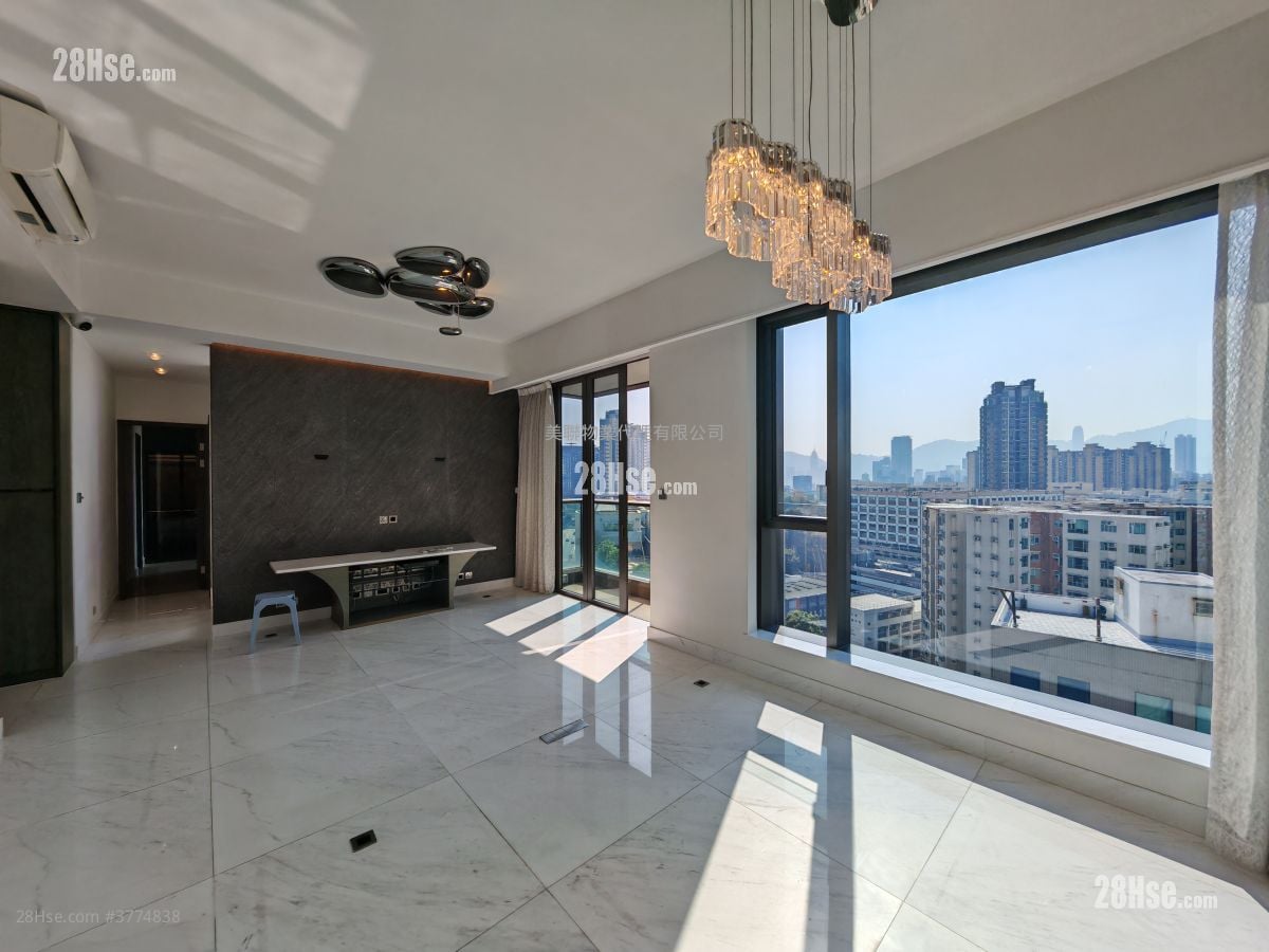 One Homantin Sell 2 Bedrooms , 3 Bathrooms 1,470 ft²