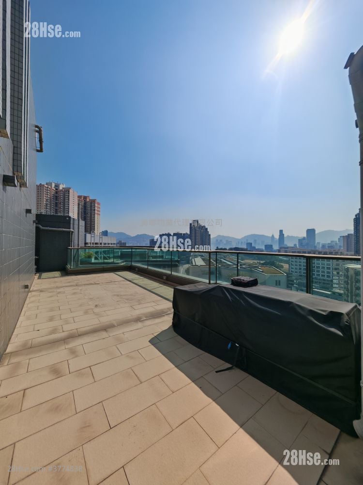 One Homantin Sell 2 Bedrooms , 3 Bathrooms 1,470 ft²