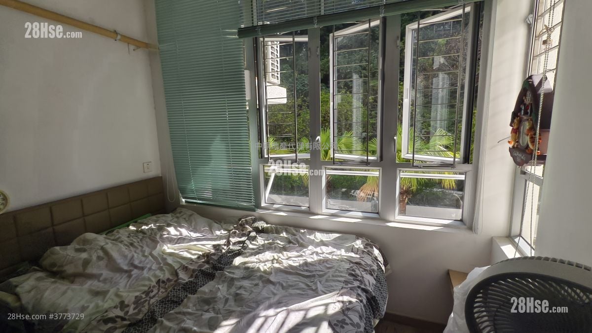 Sheung Man Court Sell 1 Bedroom , 1 Bathroom 292 ft²