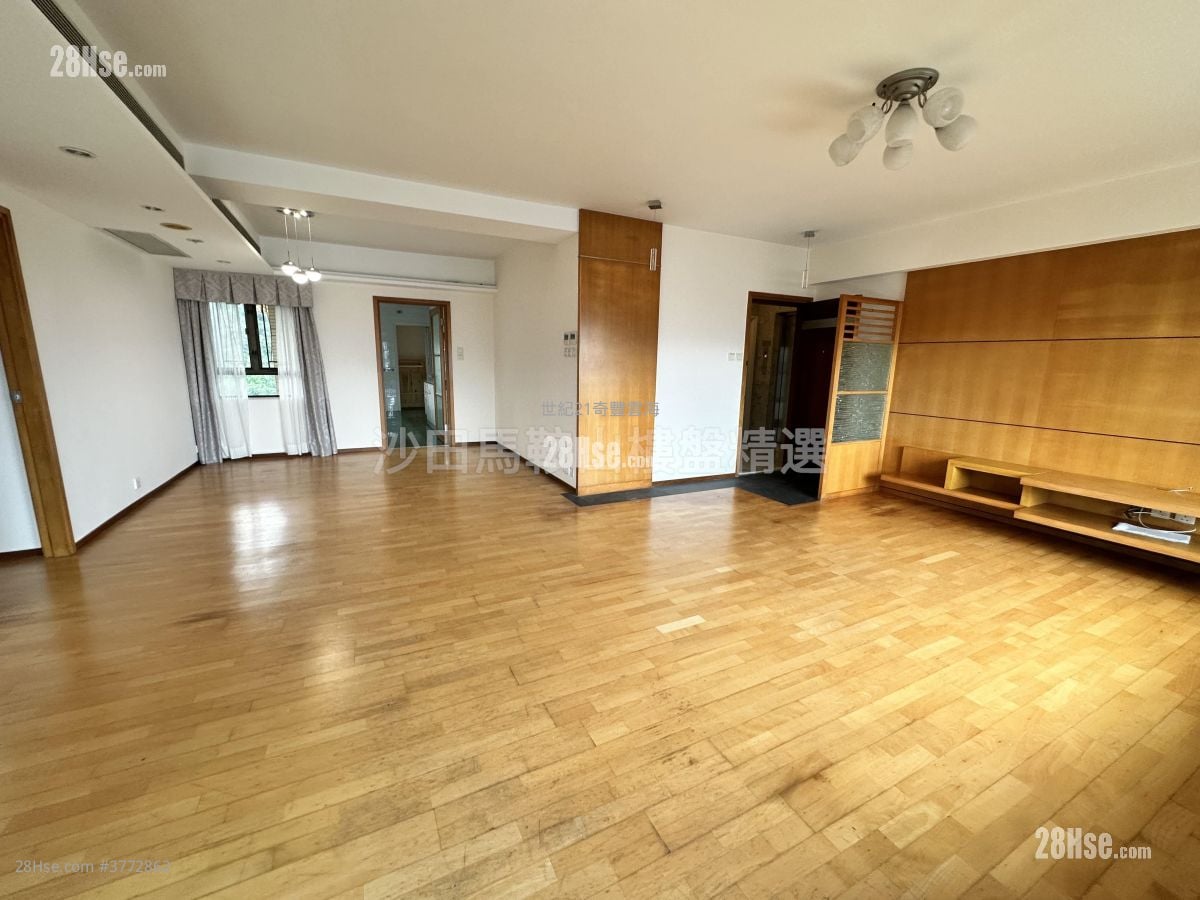 碧霞花园 售盘 4 房 , 2 浴室 1,492 平方尺