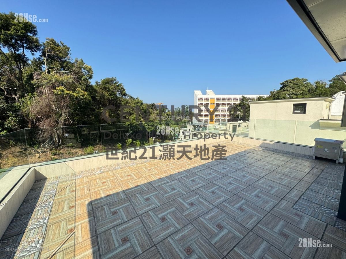 伟东．雍宜山庄 售盘 5+ 房 , 2 浴室