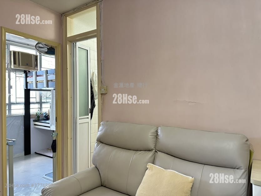 黄大仙下邨 售盘 377 平方尺