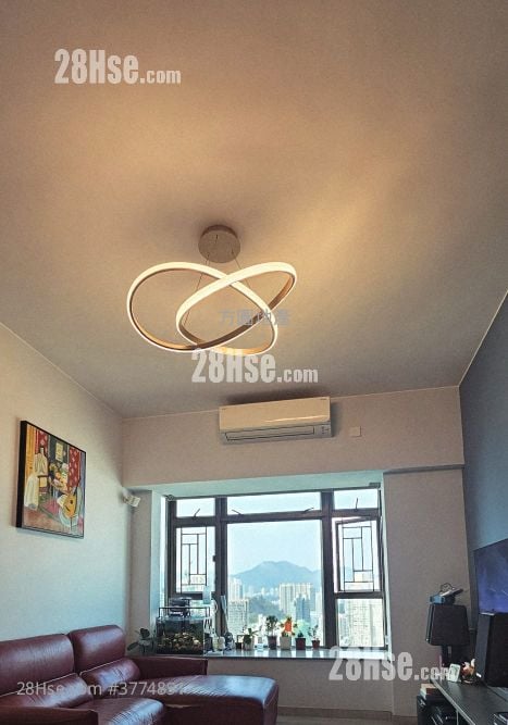 Royal Peninsula Sell 2 Bedrooms , 1 Bathroom 592 ft²