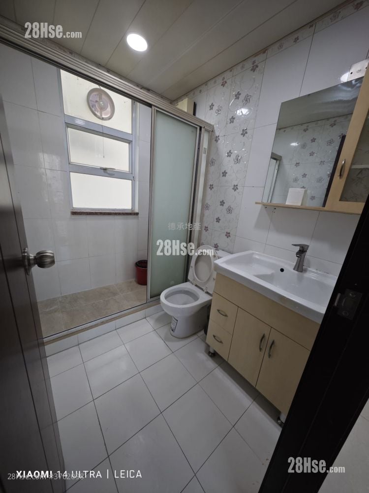 Village Sell 3 Bedrooms , 1 Bathroom