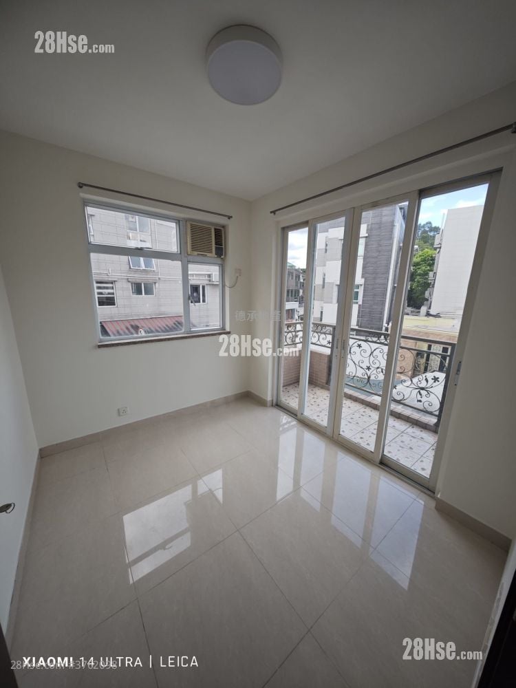 Village Sell 3 Bedrooms , 1 Bathroom