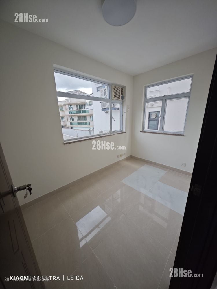 Village Sell 3 Bedrooms , 1 Bathroom