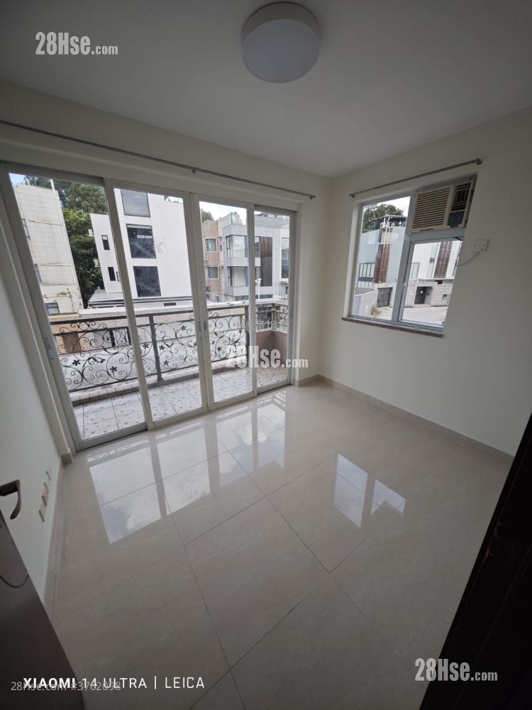 Village Sell 3 Bedrooms , 1 Bathroom