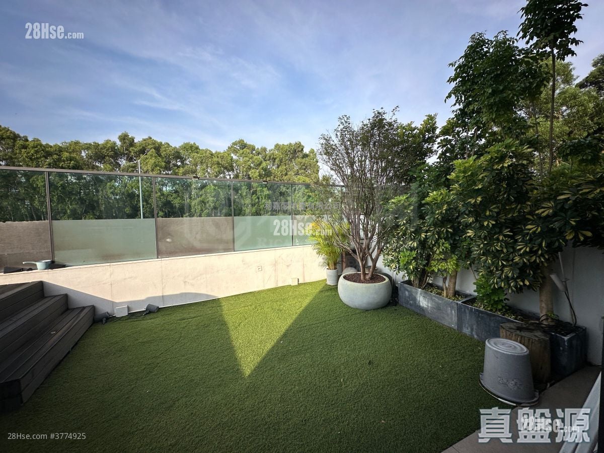 The Carmel Sell 3 Bedrooms , 3 Bathrooms 1,744 ft²