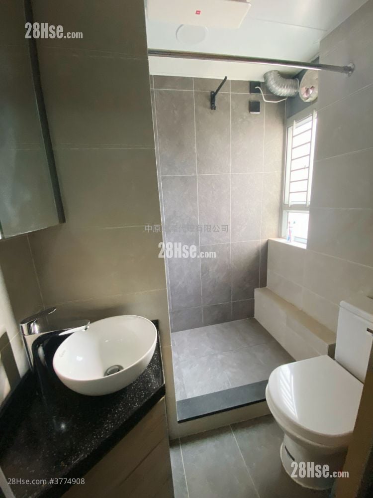 Yu Tai Court Sell Studio , 1 Bathroom 320 ft²
