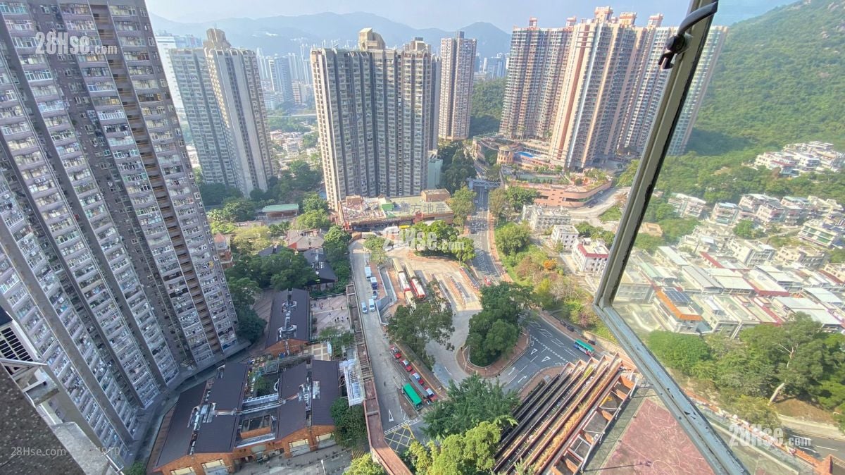 Kwong Lam Court Sell 3 Bedrooms , 1 Bathroom 543 ft²