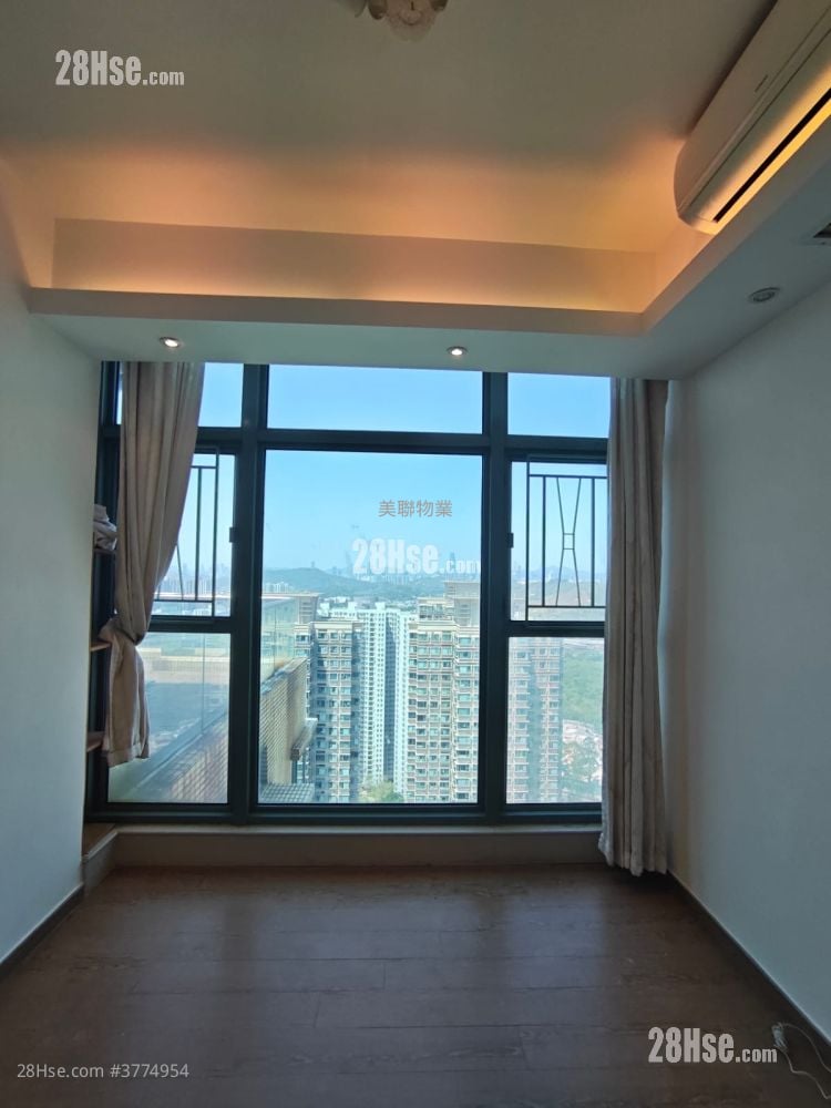 厅: 御庭轩 售盘 3 房 , 1 浴室 660 平方尺