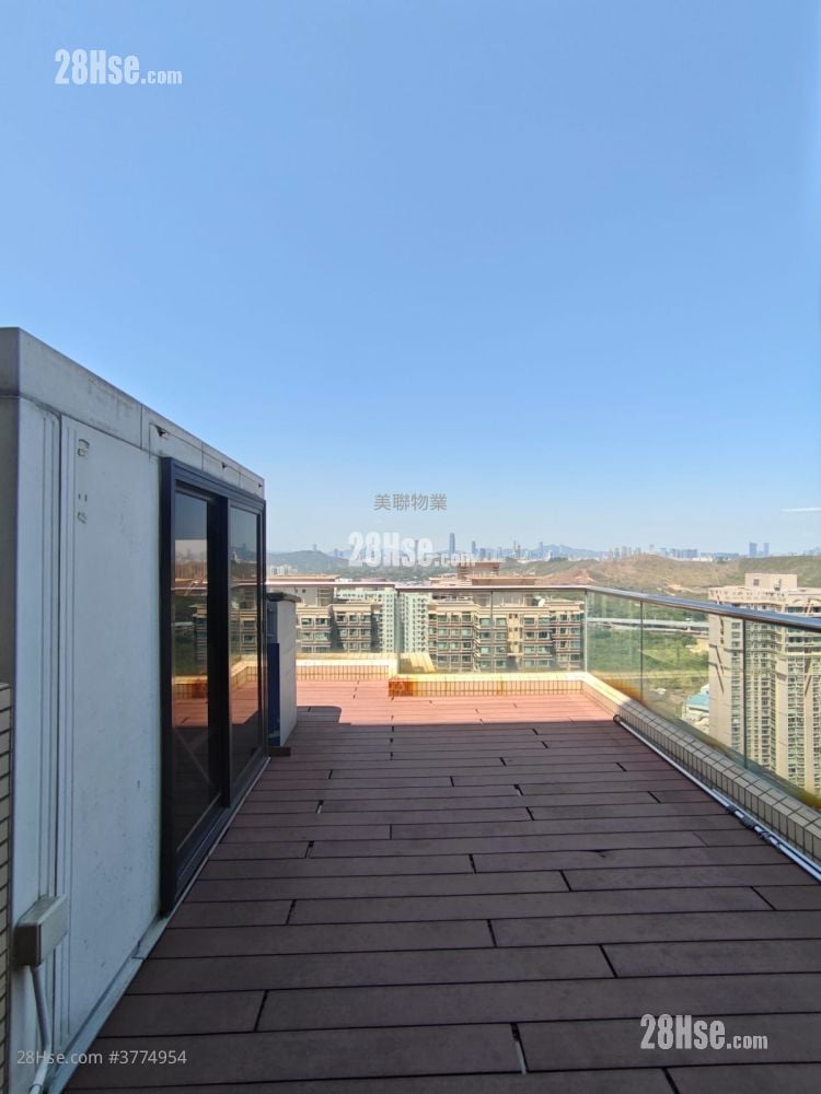 天台: 御庭轩 售盘 3 房 , 1 浴室 660 平方尺