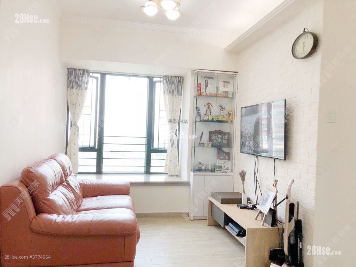 Dawning Views Sell 2 Bedrooms , 1 Bathroom 439 ft²