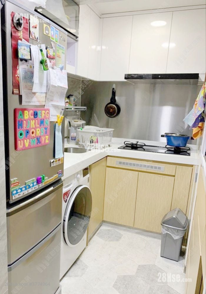 Dawning Views Sell 2 Bedrooms , 1 Bathroom 439 ft²