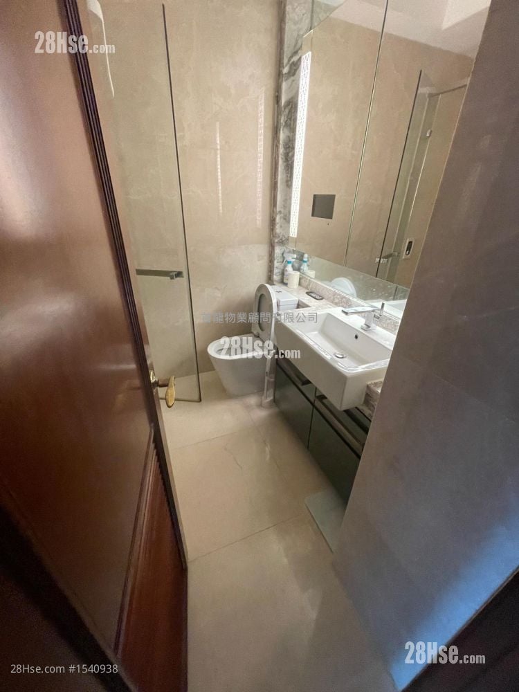 The Avenue Rental Studio , 1 Bathroom 346 ft²