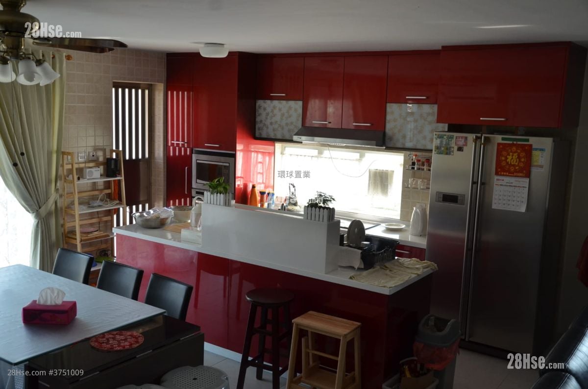 村屋 售盘 4 房 , 1 浴室