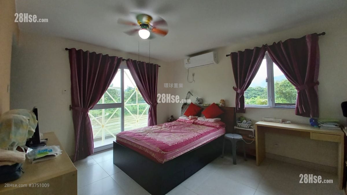 村屋 售盘 4 房 , 1 浴室