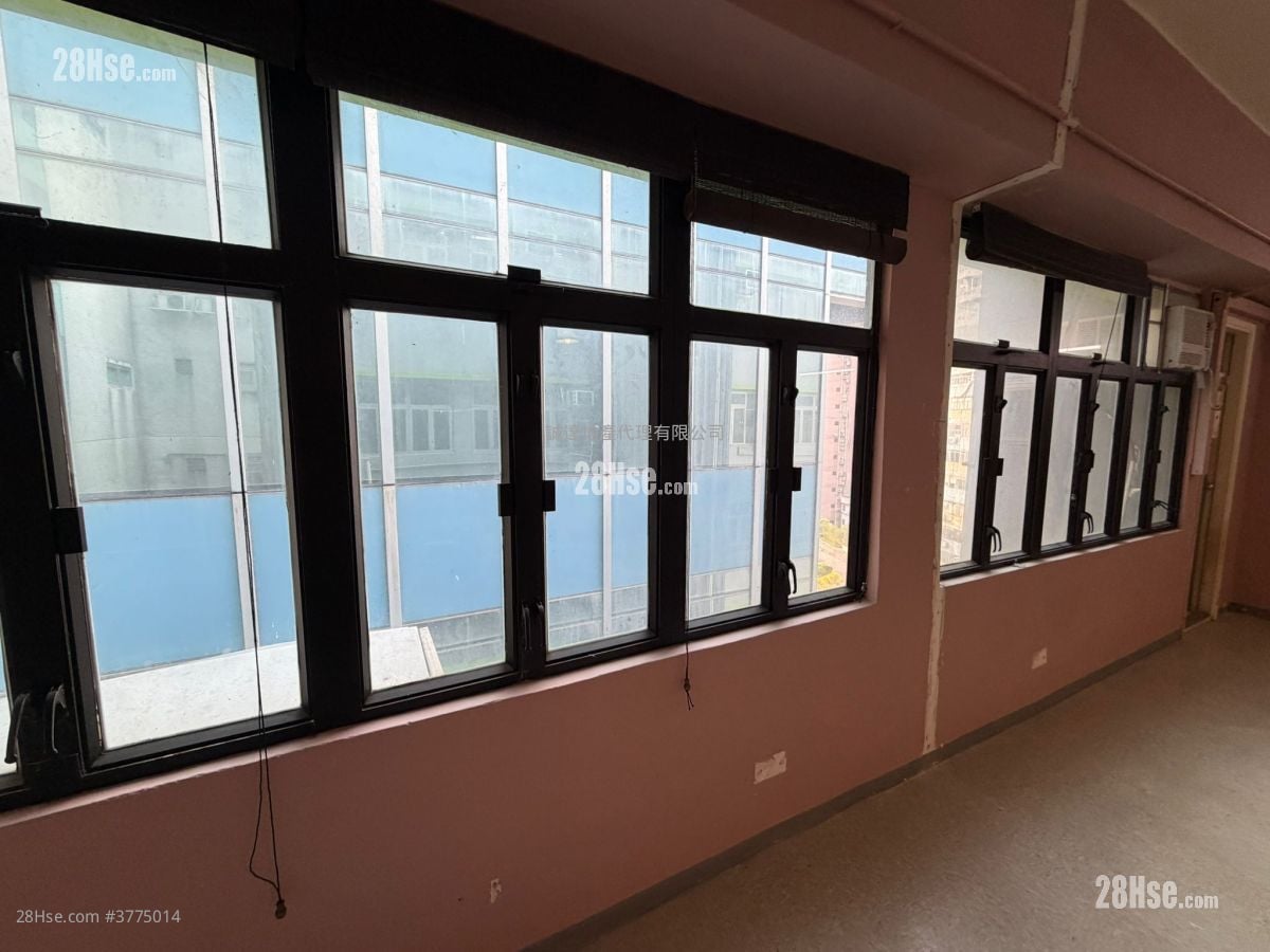 Yip Win Factory Building Rental Studio , 1 Toilet