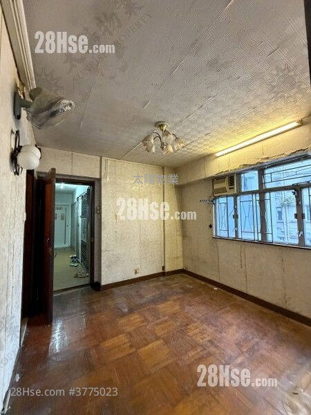 Whampoa Estate Sell 2 Bedrooms 321 ft²