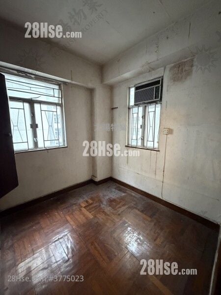 Whampoa Estate Sell 2 Bedrooms 321 ft²