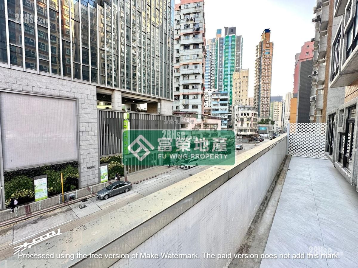 Royal Building Sell 3 Bedrooms , 2 Bathrooms 391 ft²