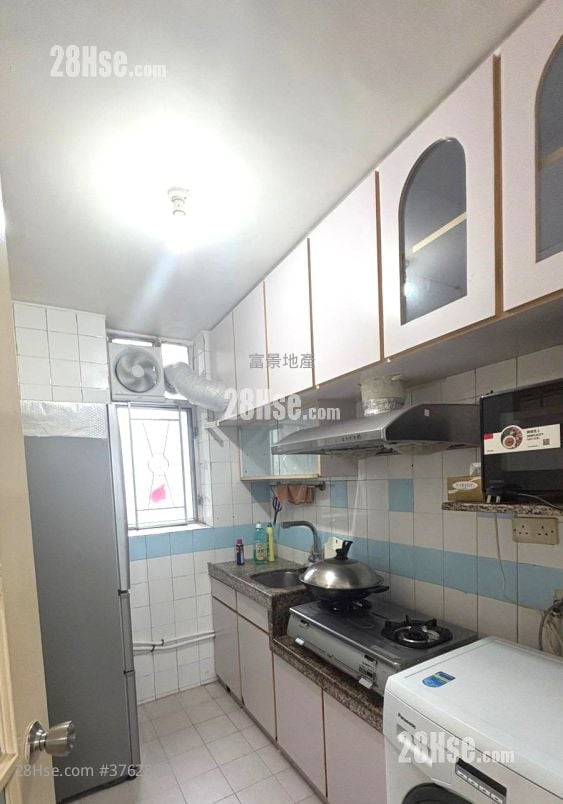 Cheerful Garden Sell 3 Bedrooms 592 ft²