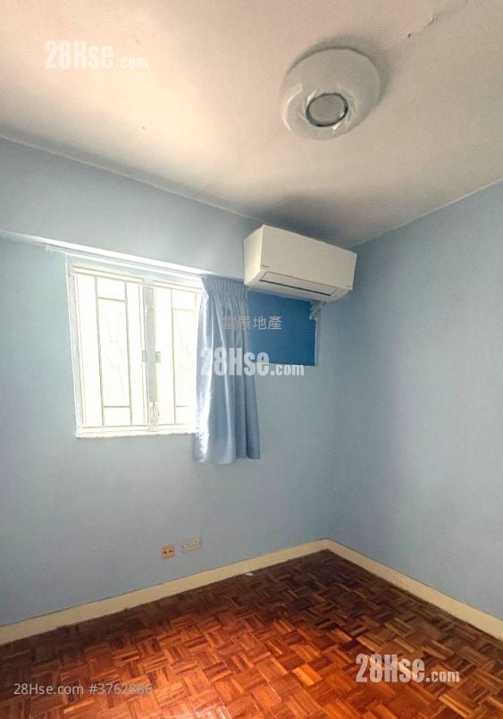 Cheerful Garden Sell 3 Bedrooms 592 ft²