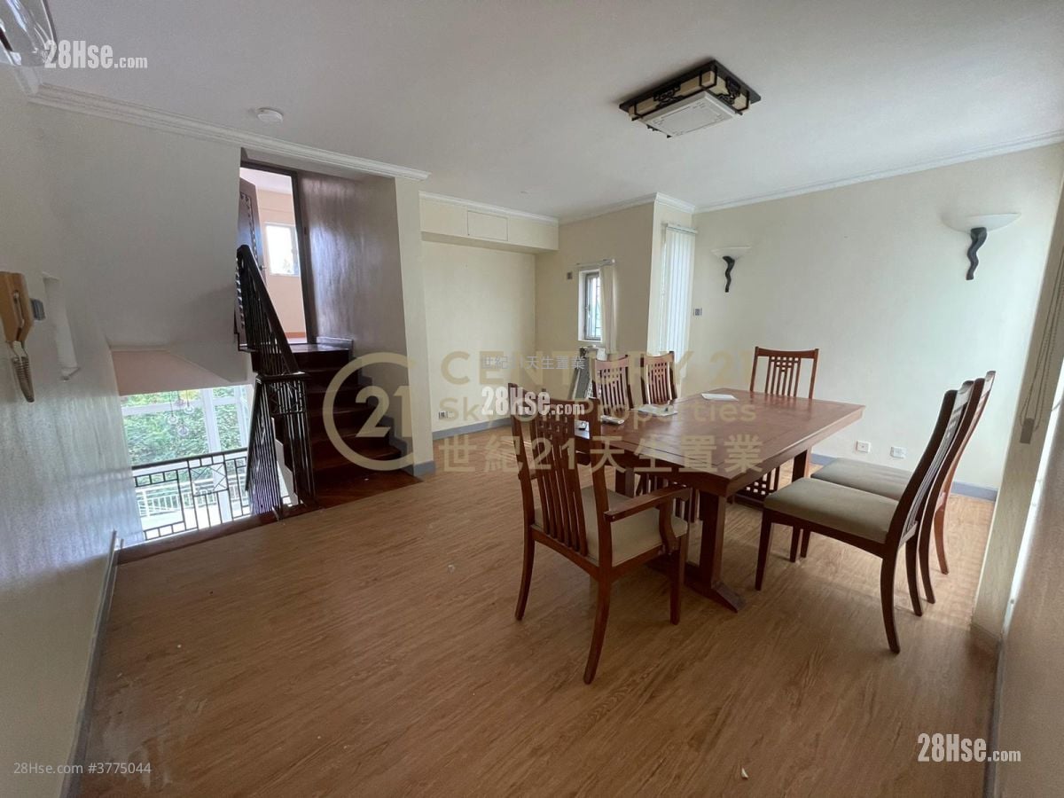 Villa De Mer Rental 1,379 ft²
