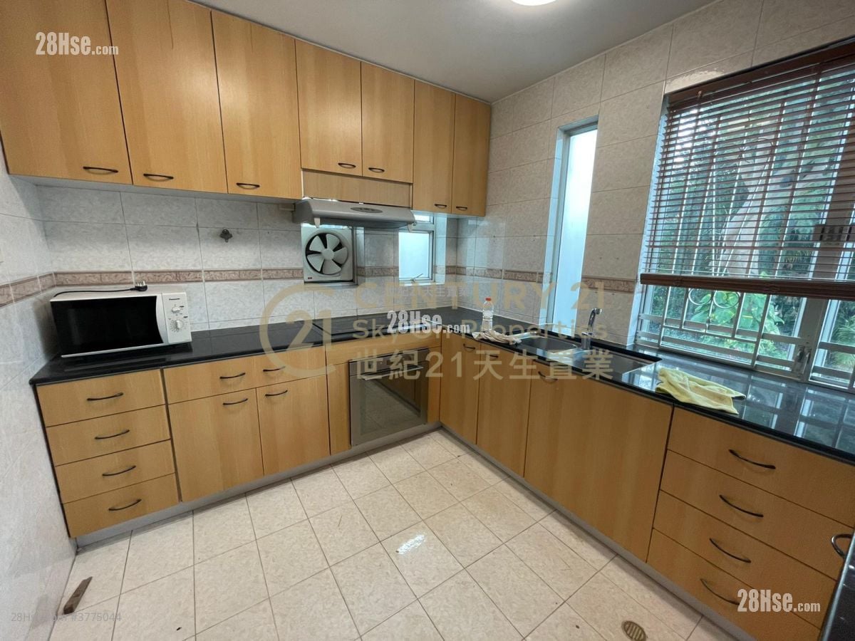 Villa De Mer Rental 1,379 ft²